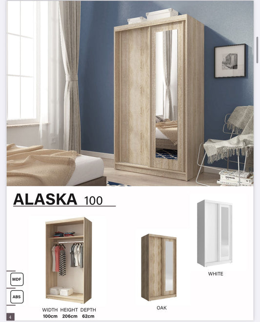 ALASKA 100 Wardrobe