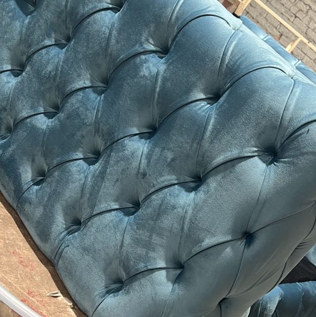 Ashton Chesterfield L-shape sofa